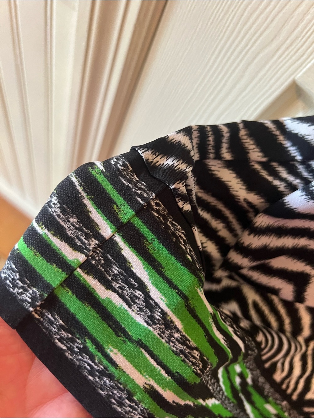 🖤 Michael Kors Zebra Print Shift Dress XL Black White Green Long Sleeve - Picture 10 of 11
